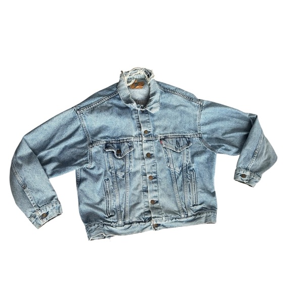 Vtg 80s Levi’s Denim Jean Trucker Jacket Blue Men’s Size Large Xlarge 715